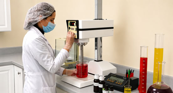 Beverage flavor development at Nutrition Labs with natural flavor testing and formulation